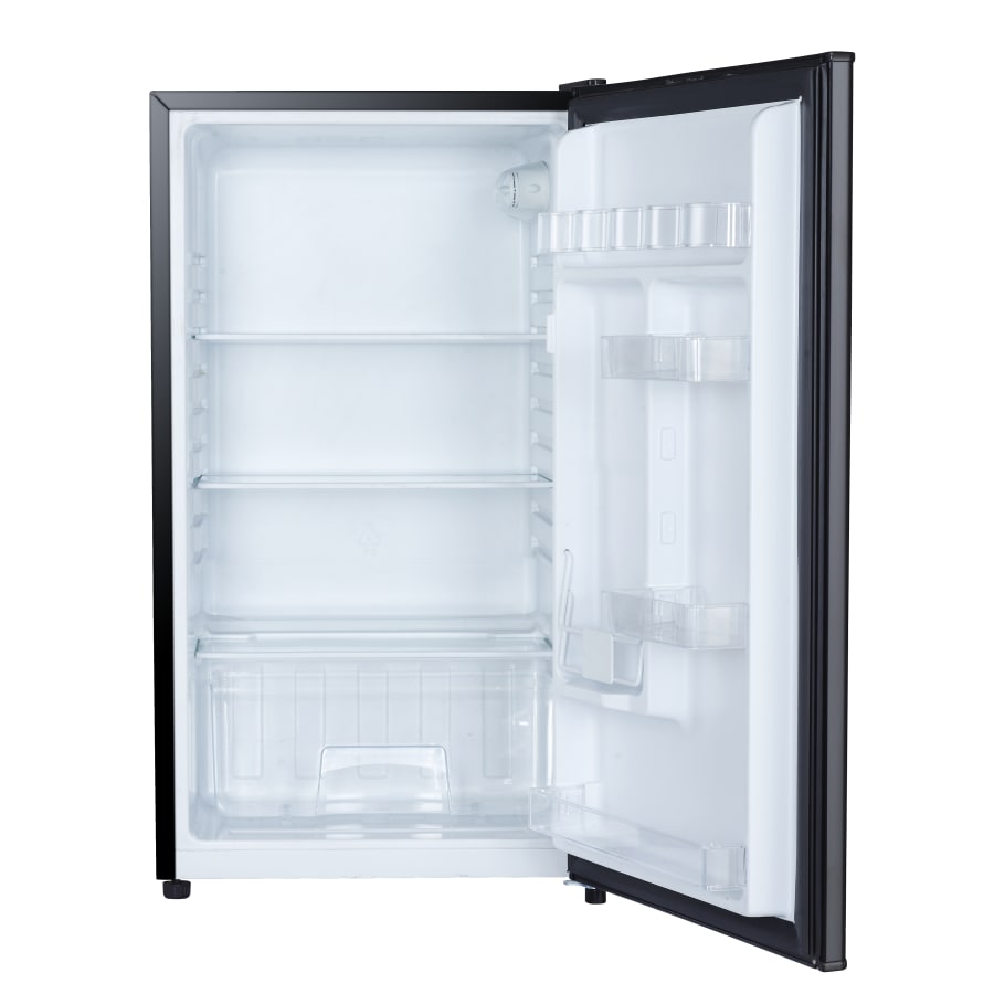 Magic Chef MCAR320BE 19 Inch Wide 3.2 Cu. Ft. Compact Build