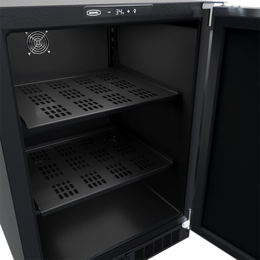 marvel-mlre024s01a-alternate-view-67 marvel-mlre024s01a-alternate-view-67