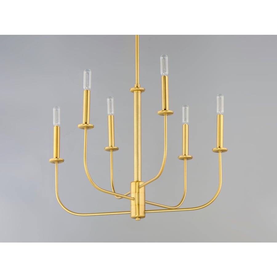 maxim-10326-alternate-image-1007