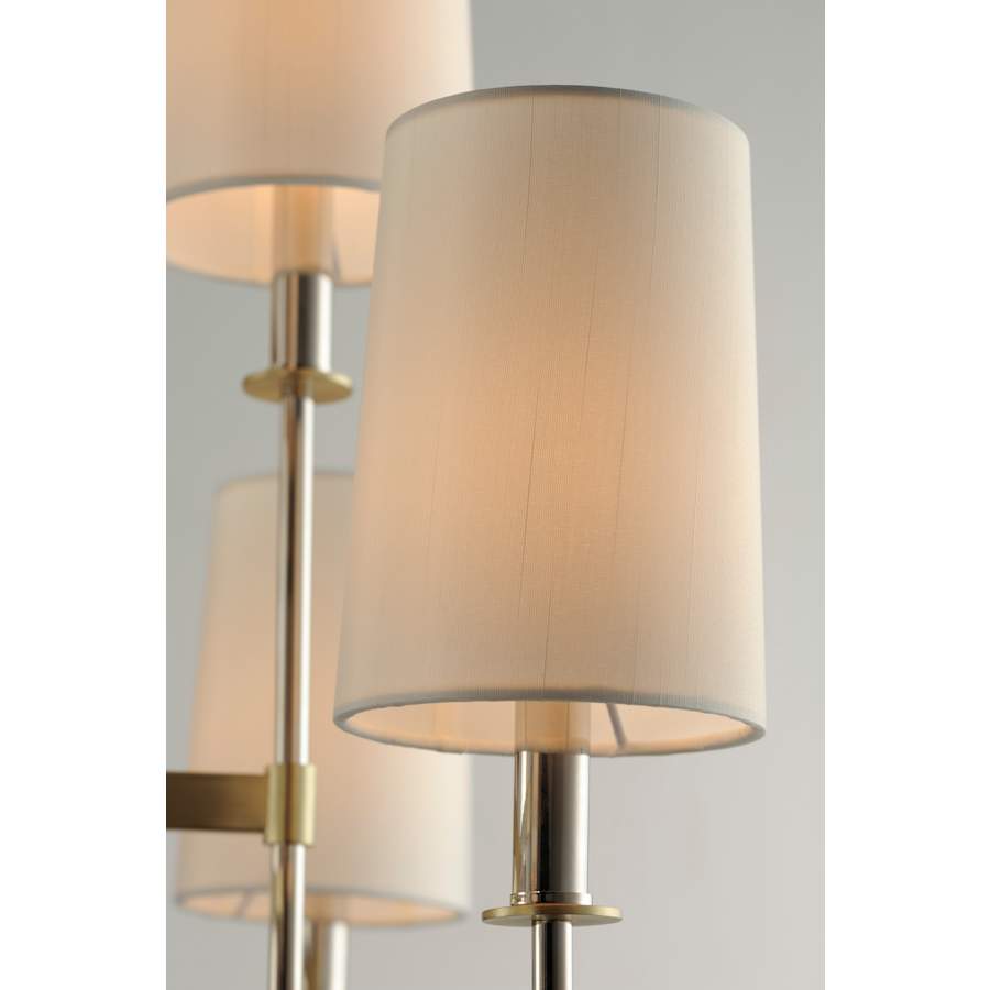 maxim-32395of-alternate-image-7214