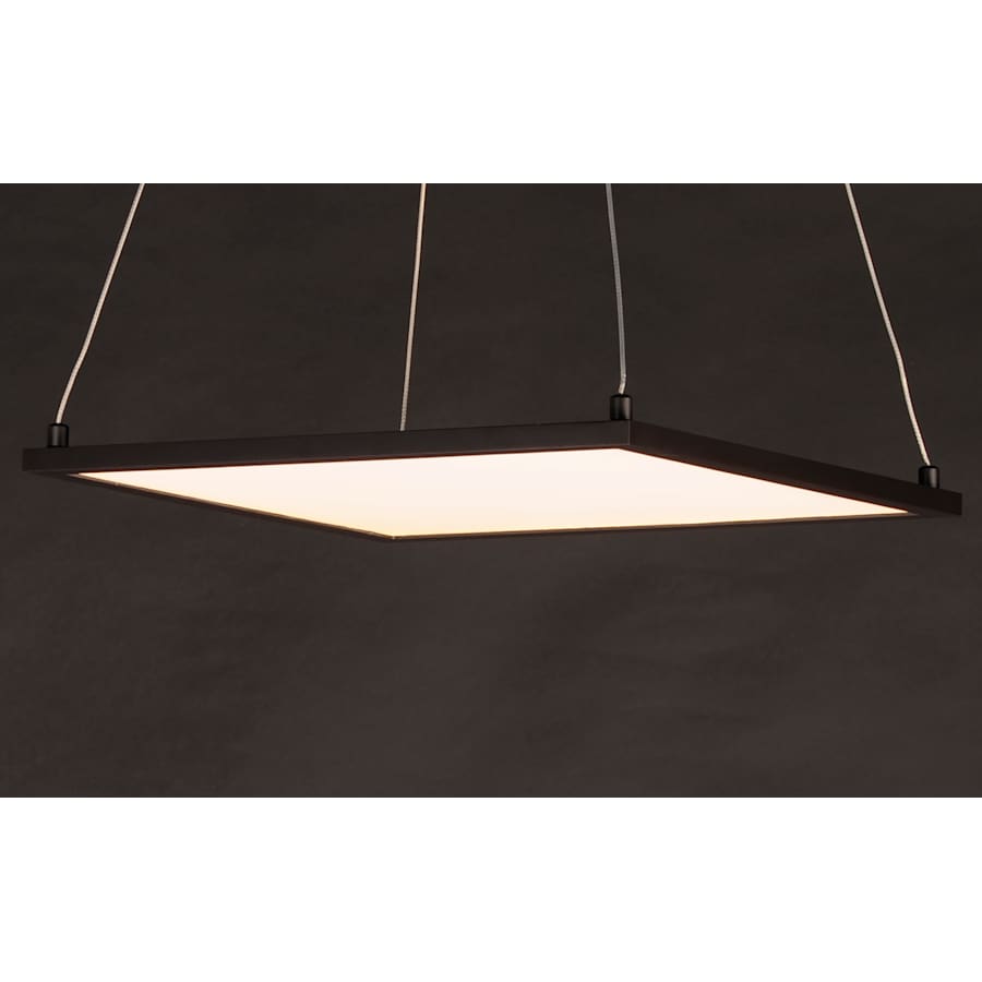 maxim-57838-alternate-image-9739