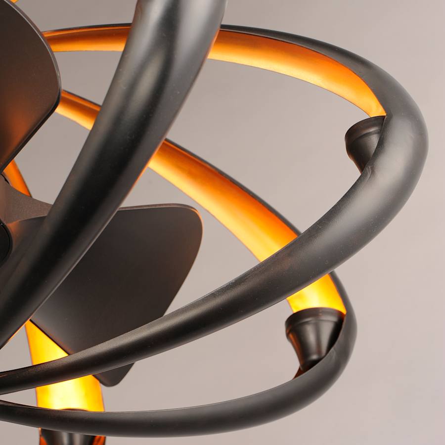 maxim-61009-alternate-image-10003