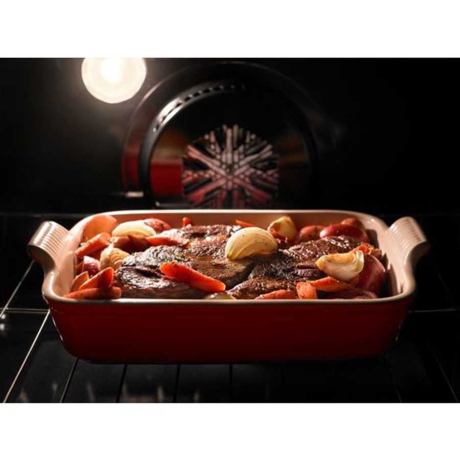 maytag-mgt8800f-oven-with-food-75