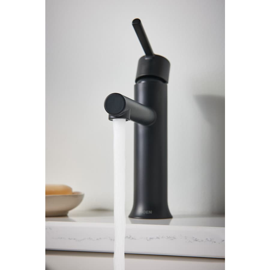 moen-84770-alternate-image-1001