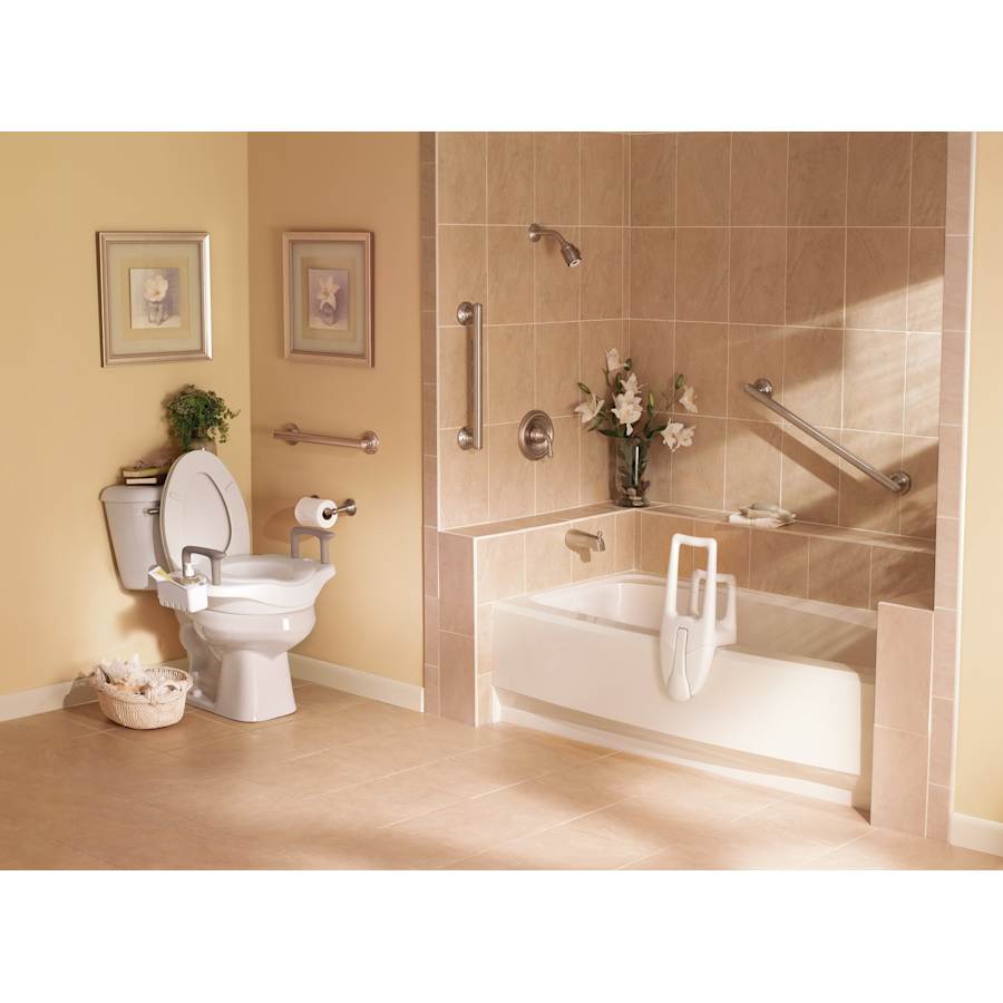 moen-dn7075-full-bathroom-view-40