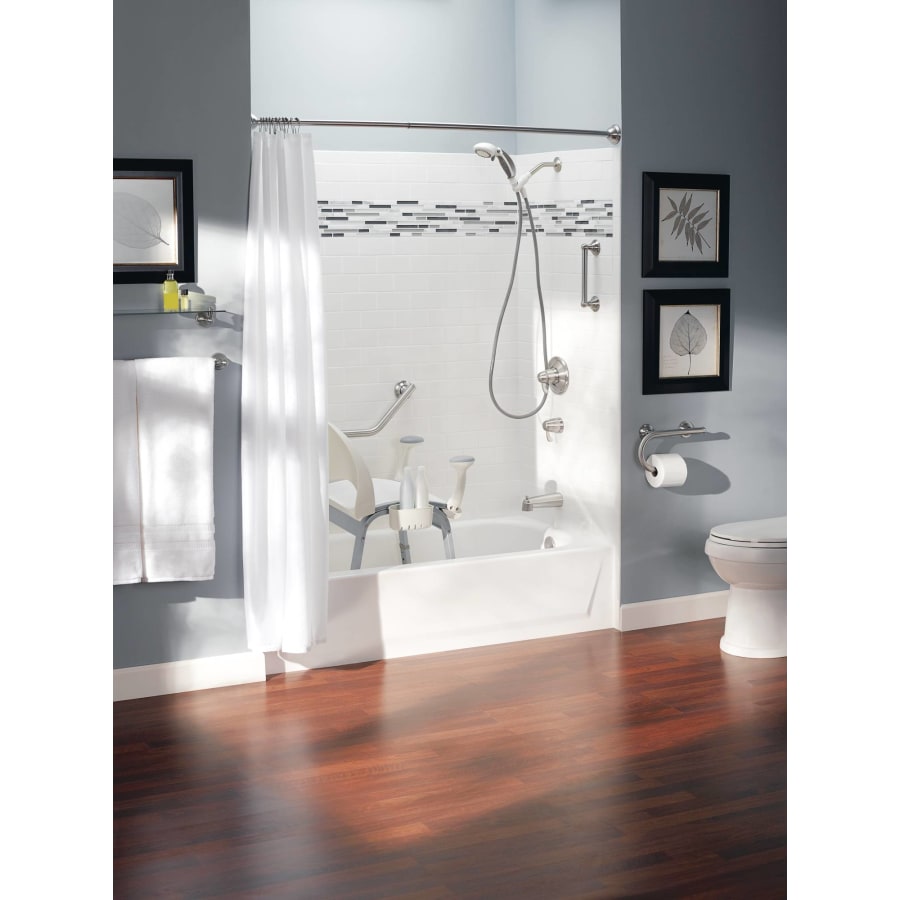 moen-dn7100-full-bathroom-view-311 moen-dn7100-full-bathroom-view-311
