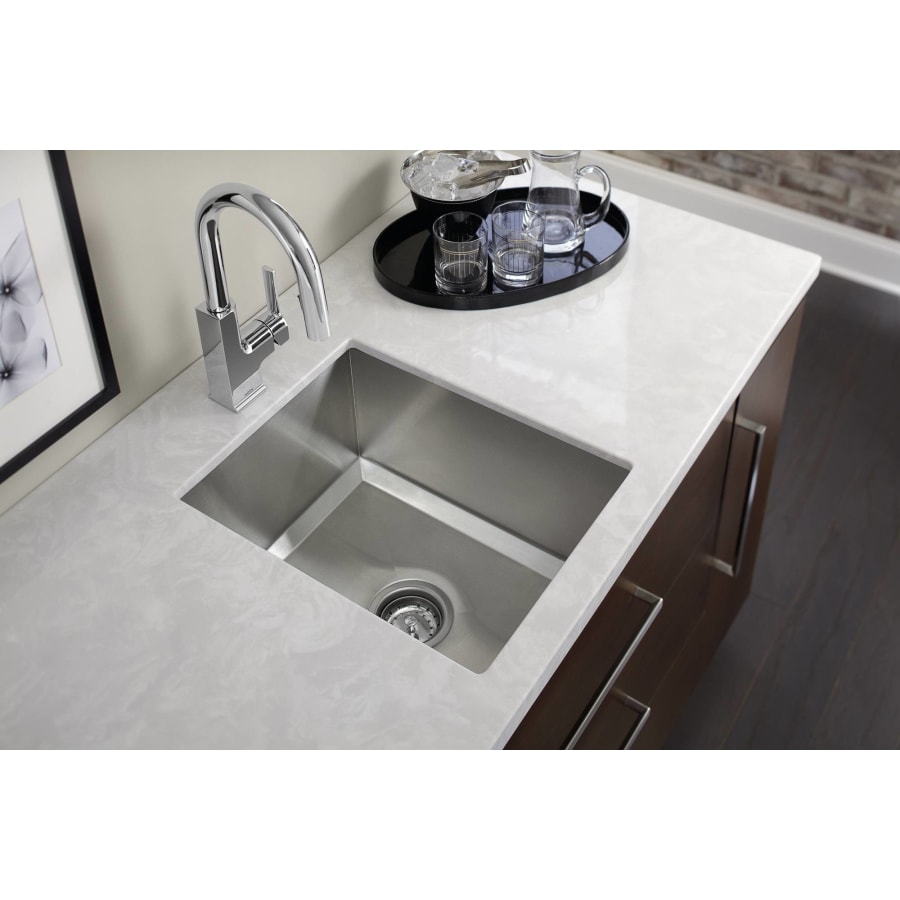 moen-g16430-installed-sink-2 moen-g16430-installed-sink-2