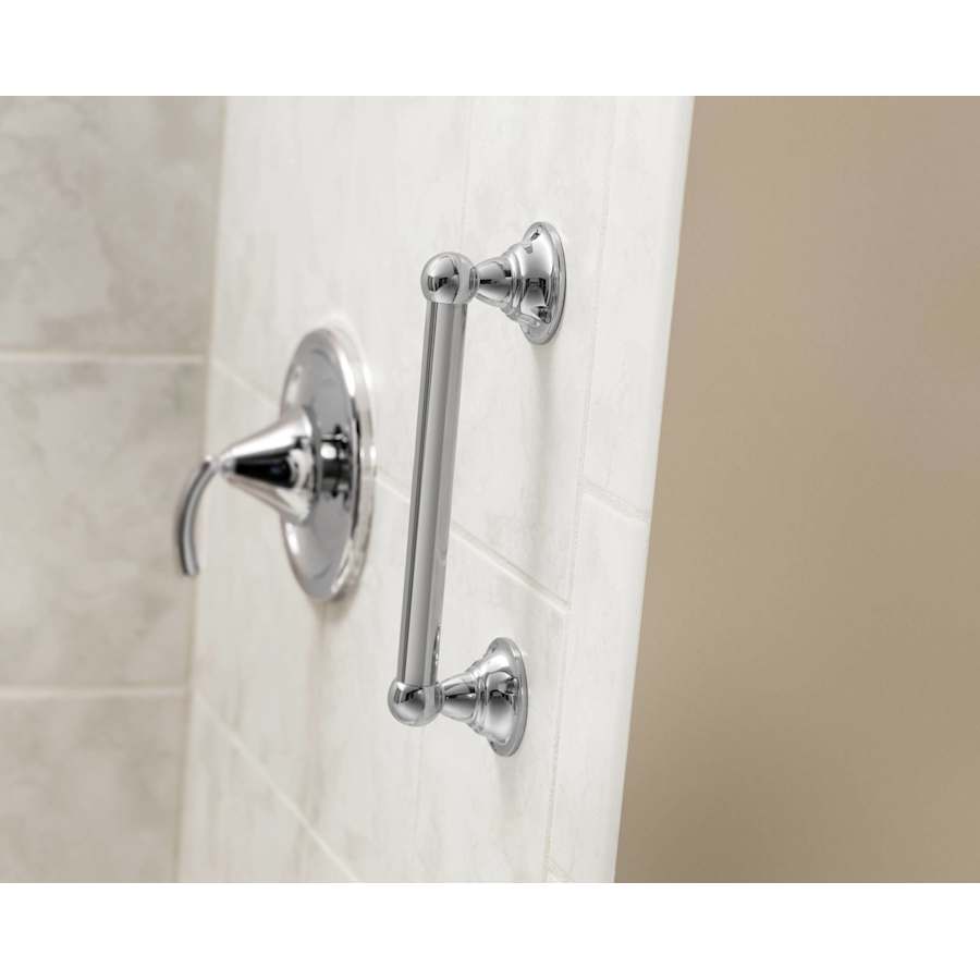moen-lr2250d-hand-grip-installed-220