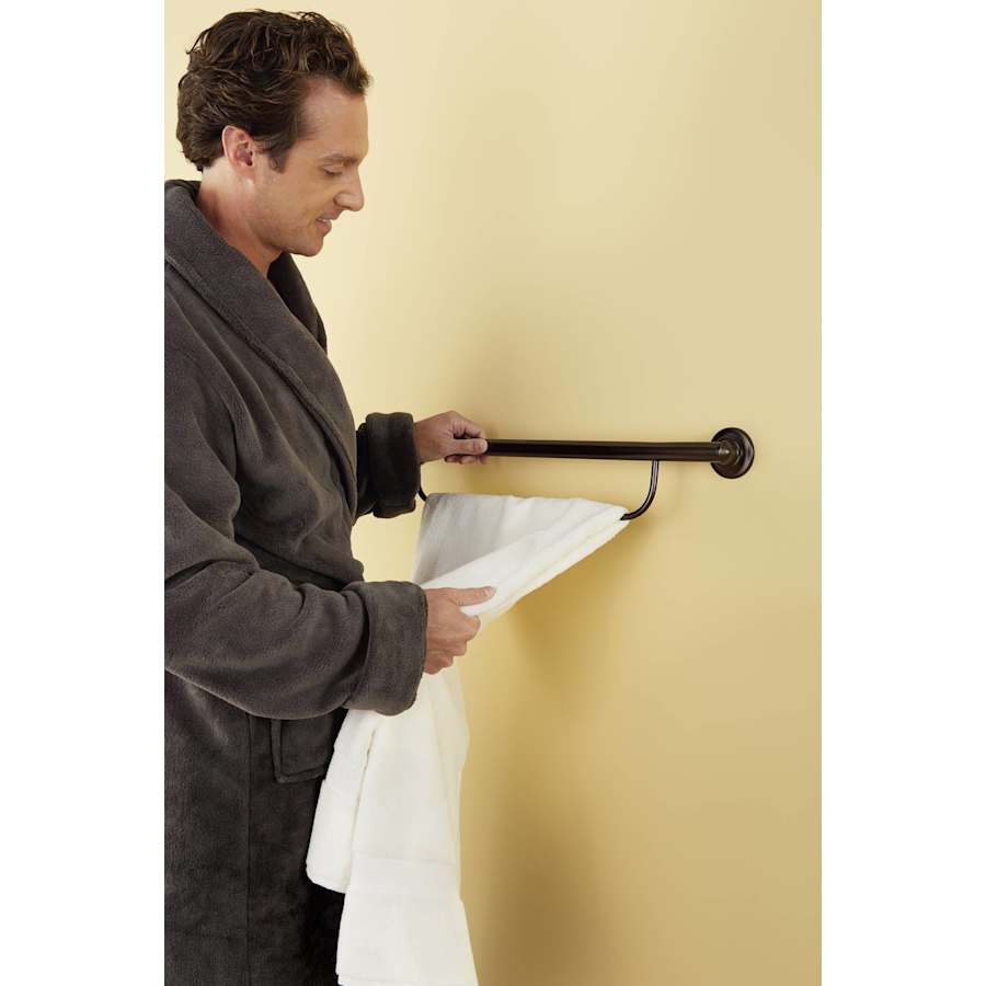 moen-lr2350d-grab-bar-in-use-98