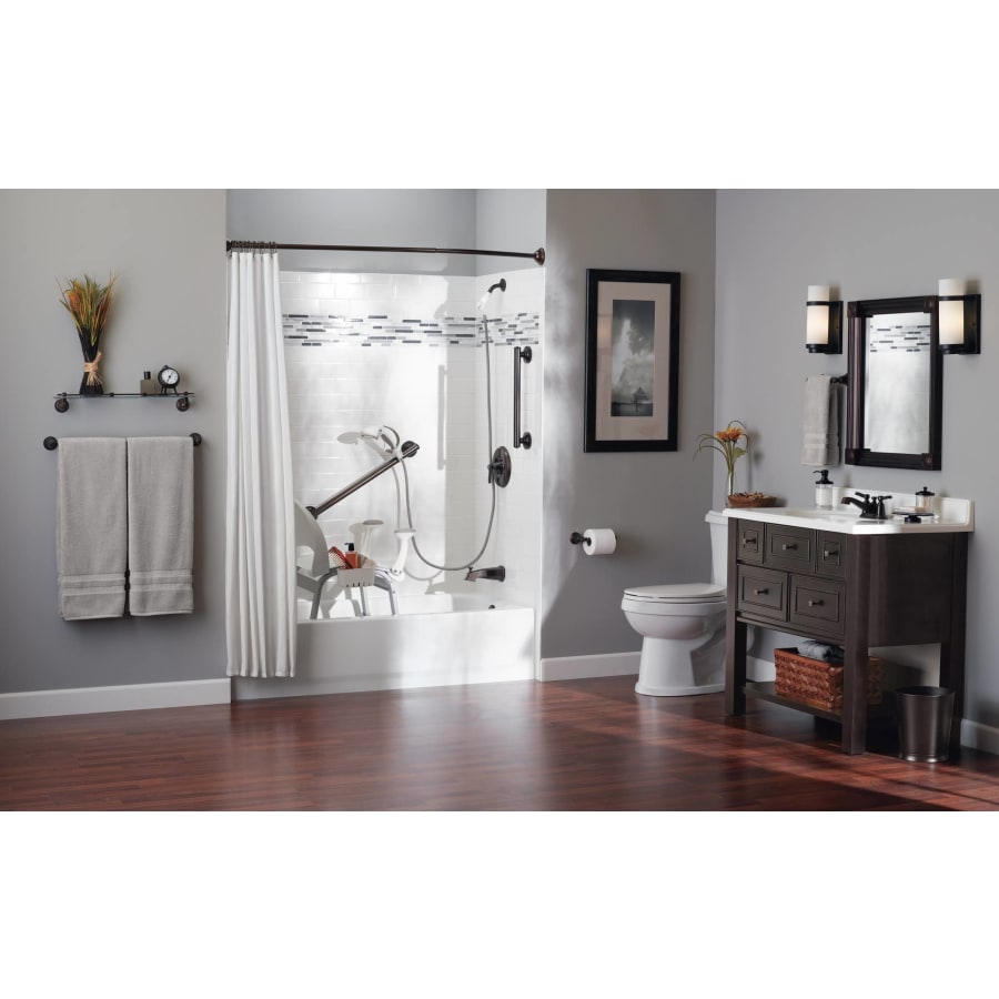 moen-lr8724d1g-full-bathroom-view-36 moen-lr8724d1g-full-bathroom-view-36