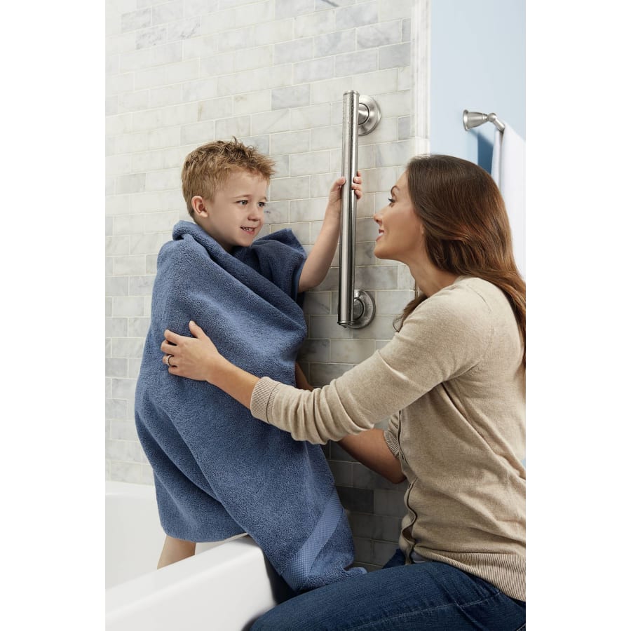 moen-lr8724d1g-grab-bar-in-use-111 moen-lr8724d1g-grab-bar-in-use-111