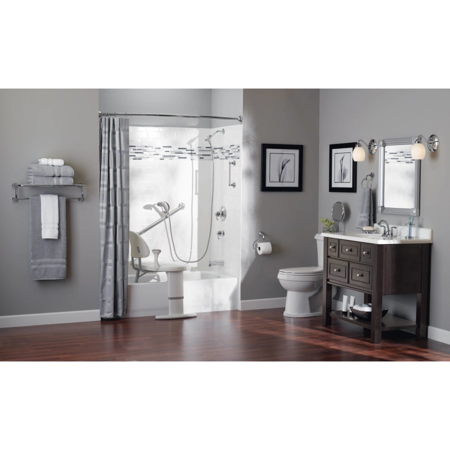 Full Bathroom View