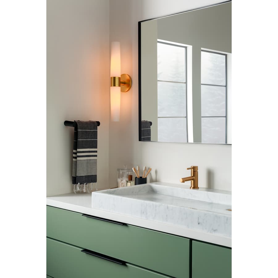 moen-yb0486-alternate-view-151