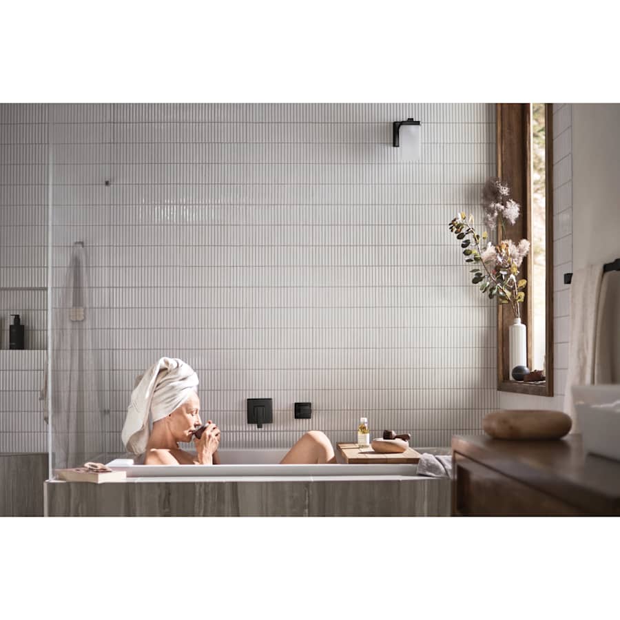 moen-yb8803-alternate-image-417