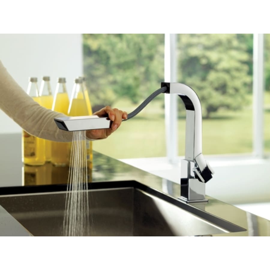 Moen S7597C 90 Degree Pullout Spray High-Arc | Build.com