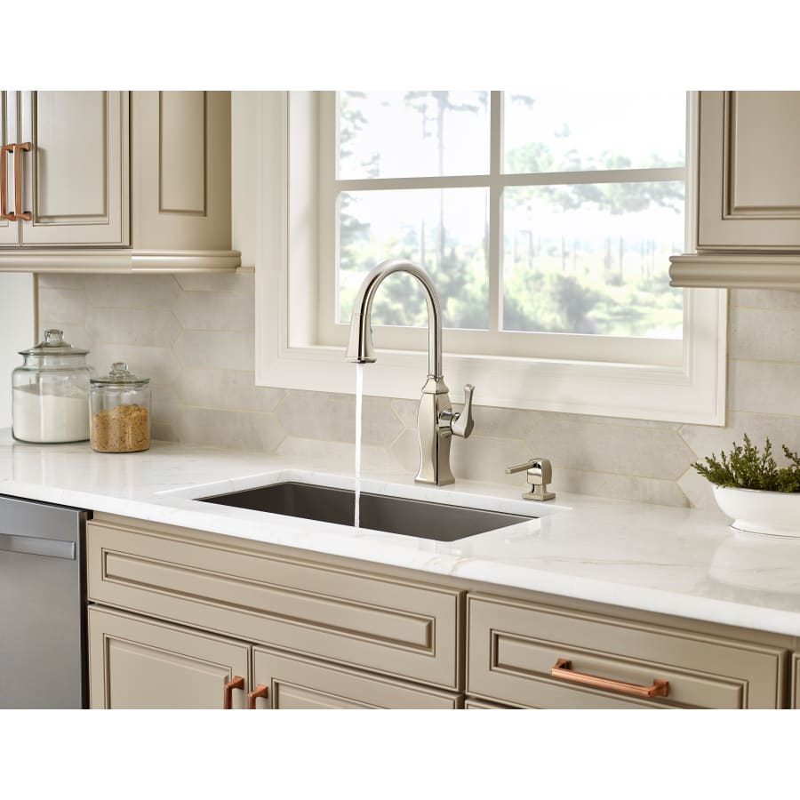 pfister-gt529bf-in-use-2-4 pfister-gt529bf-in-use-2-4