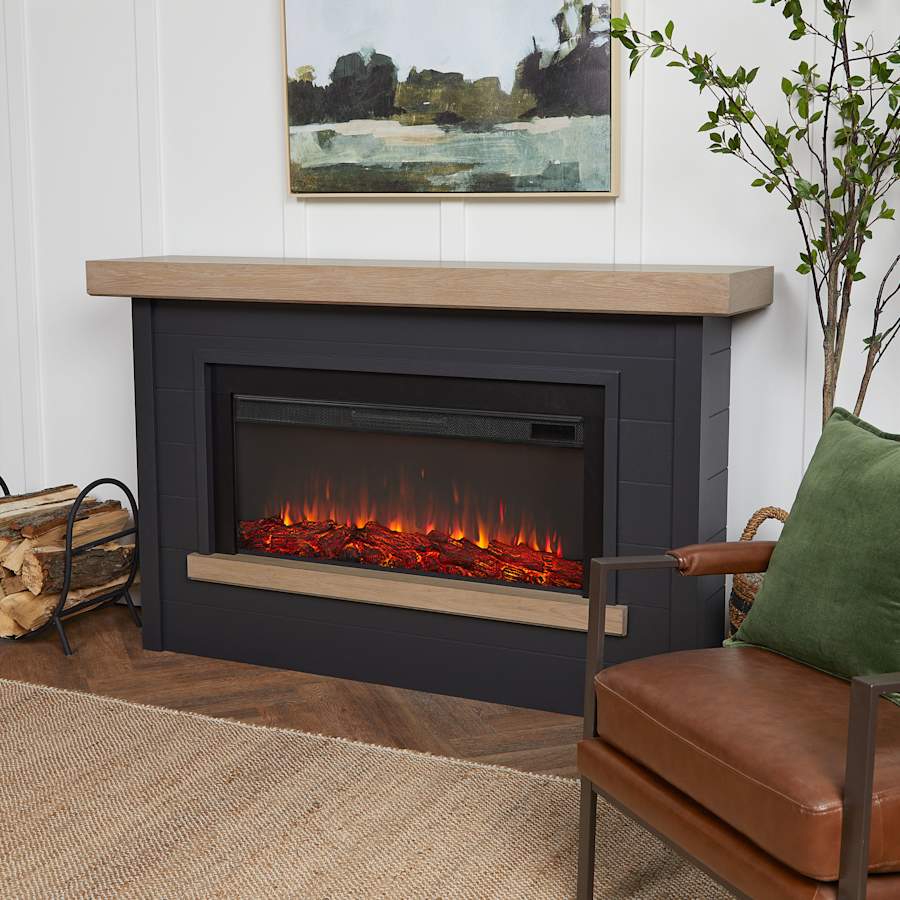 4220e-chrc-16-alt-lifestyle