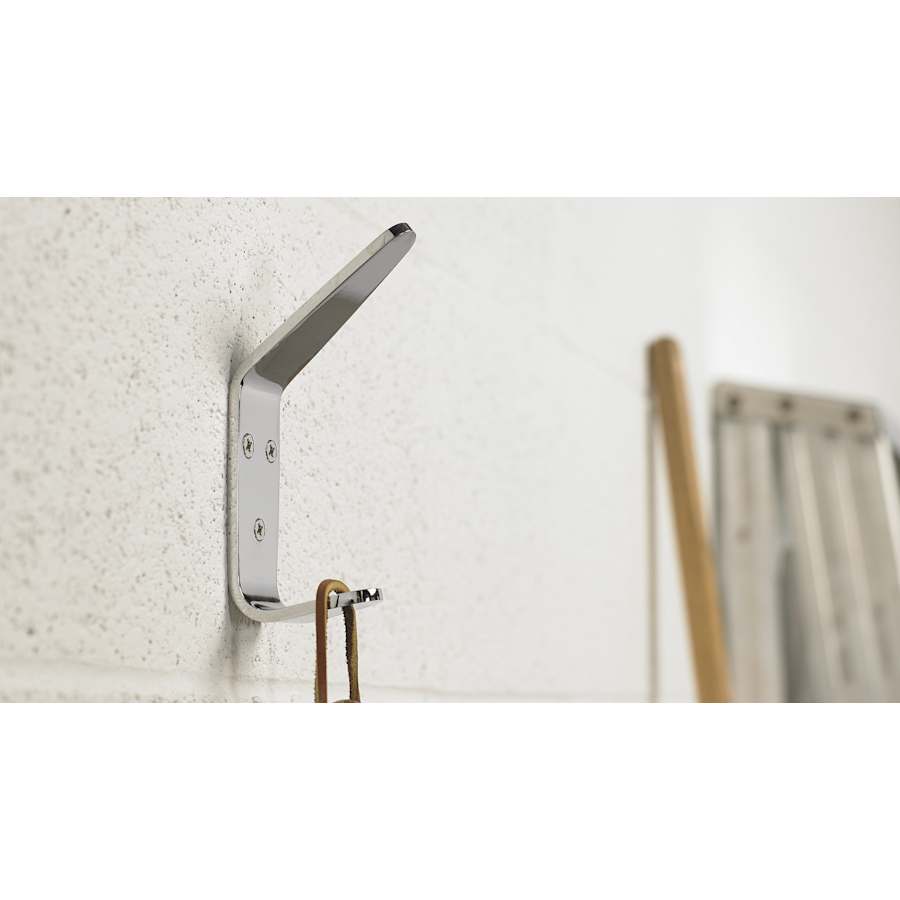 richelieu-2375cv-chrome-alternate-view-14