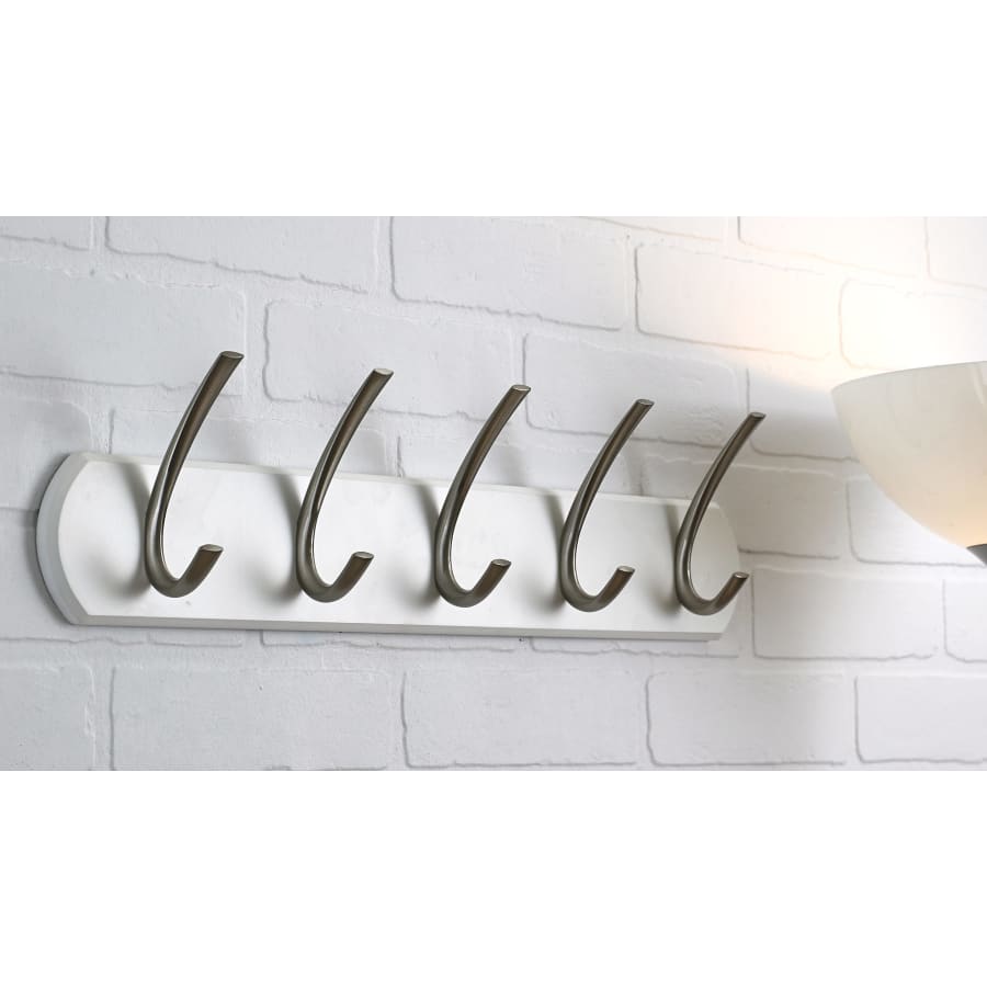 richelieu-bp21530195-white-brushed-nickel-alternate-view-103 richelieu-bp21530195-white-brushed-nickel-alternate-view-103