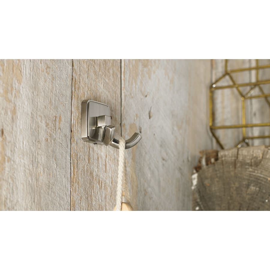 richelieu-bp7702195-brushed-nickel-alternate-view-202 richelieu-bp7702195-brushed-nickel-alternate-view-202