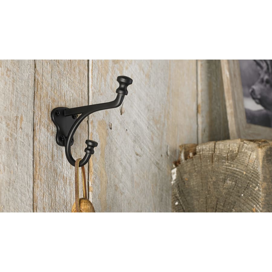 richelieu-bp77129900-matte-black-alternate-view-211 richelieu-bp77129900-matte-black-alternate-view-211