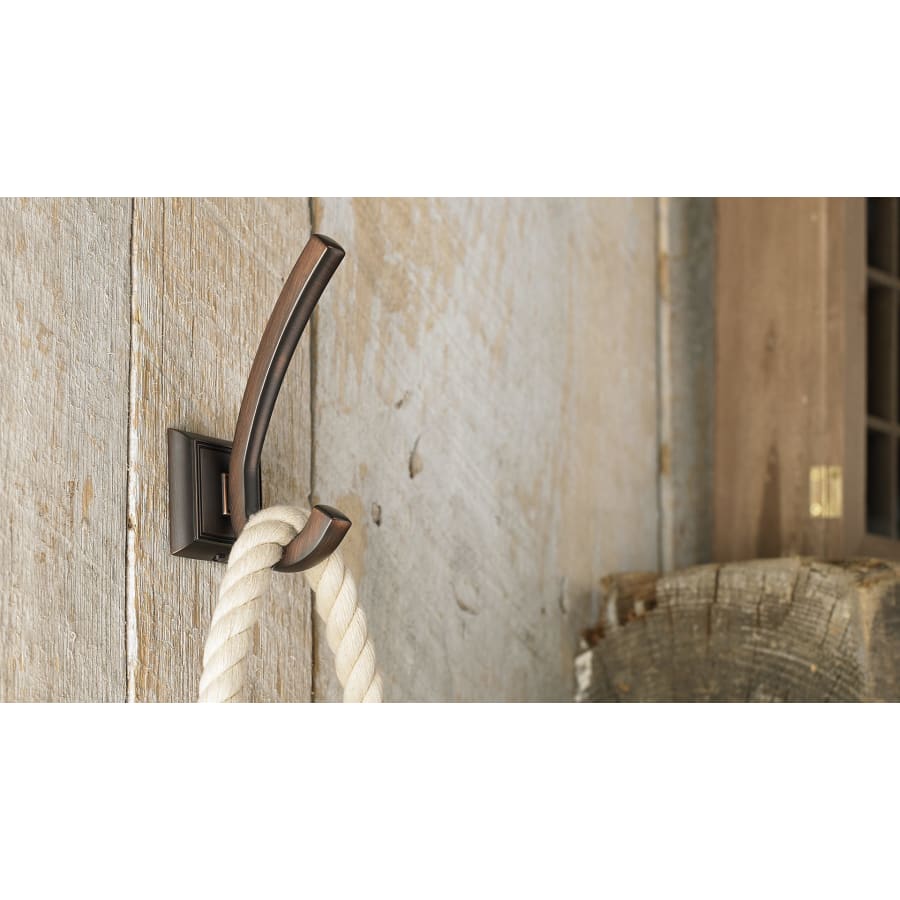 richelieu-bp7751borb-brushed-oil-rubbed-bronze-alternate-view-223 richelieu-bp7751borb-brushed-oil-rubbed-bronze-alternate-view-223