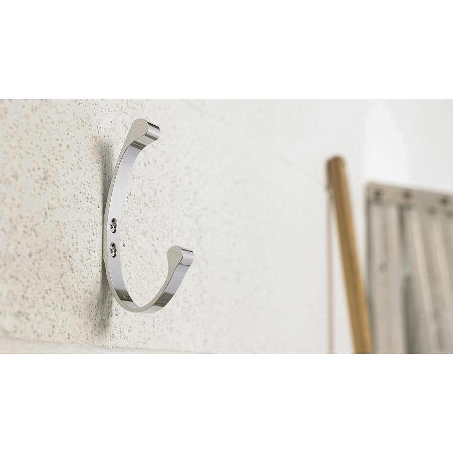 richelieu-nh013200140-chrome-alternate-view-421