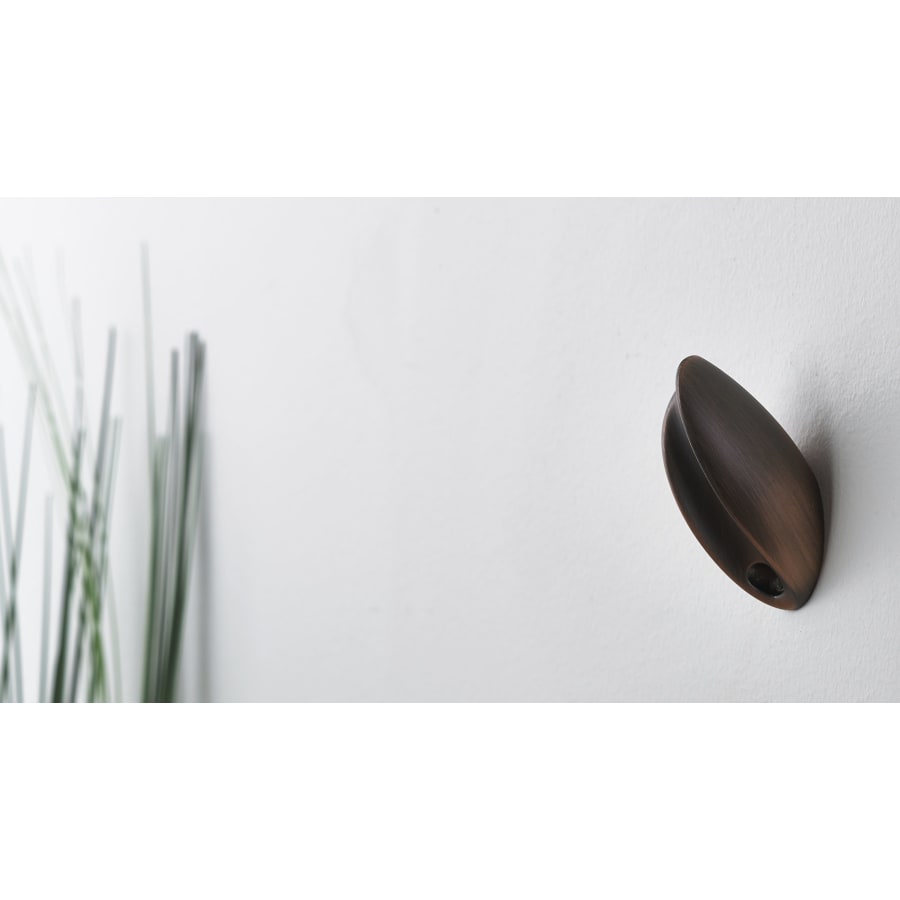 richelieu-rh1203011borb-brushed-oil-rubbed-bronze-alternate-view-521 richelieu-rh1203011borb-brushed-oil-rubbed-bronze-alternate-view-521