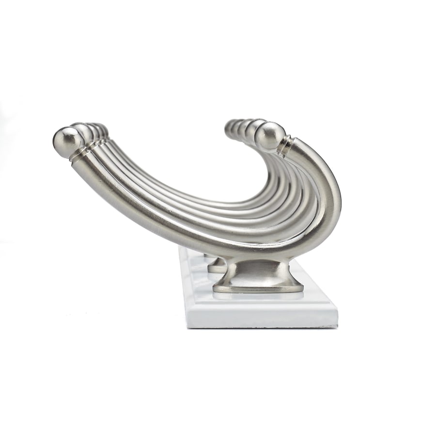 richelieu-rh1362115195-brushed-nickel-white-alternate-view-597 richelieu-rh1362115195-brushed-nickel-white-alternate-view-597