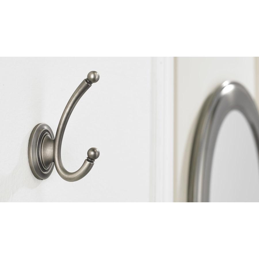 richelieu-rh1403021143-antique-nickel-alternate-view-617 richelieu-rh1403021143-antique-nickel-alternate-view-617