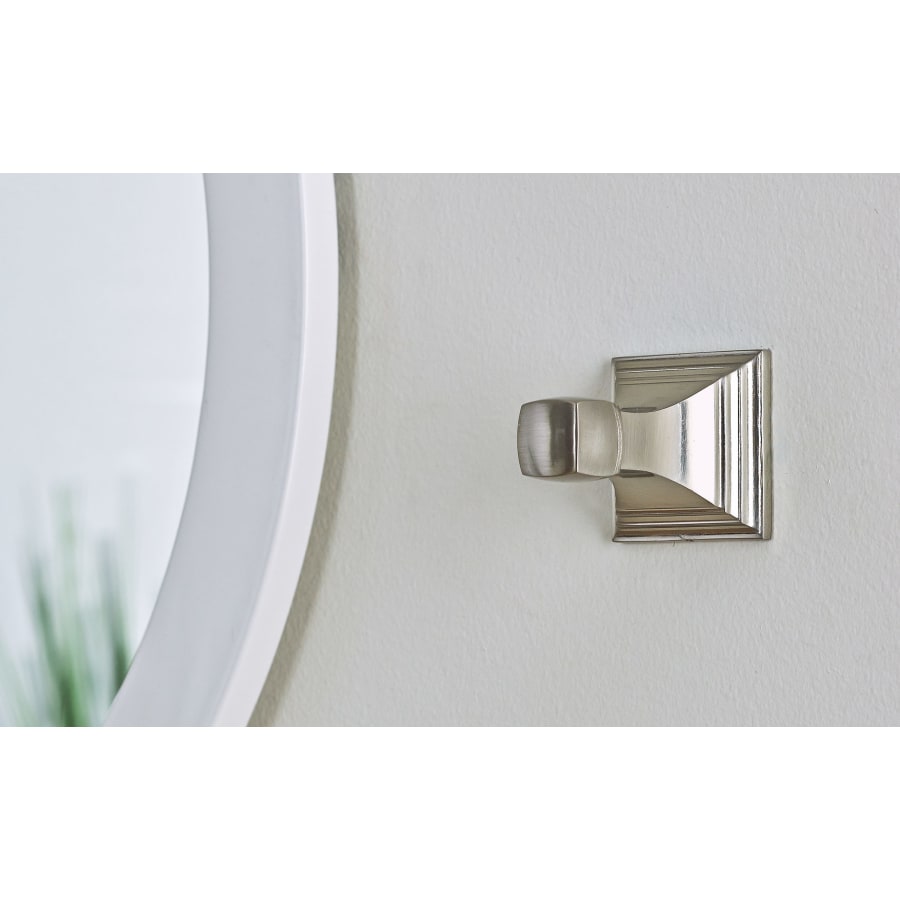 richelieu-rh1423011195-brushed-nickel-alternate-view-631 richelieu-rh1423011195-brushed-nickel-alternate-view-631