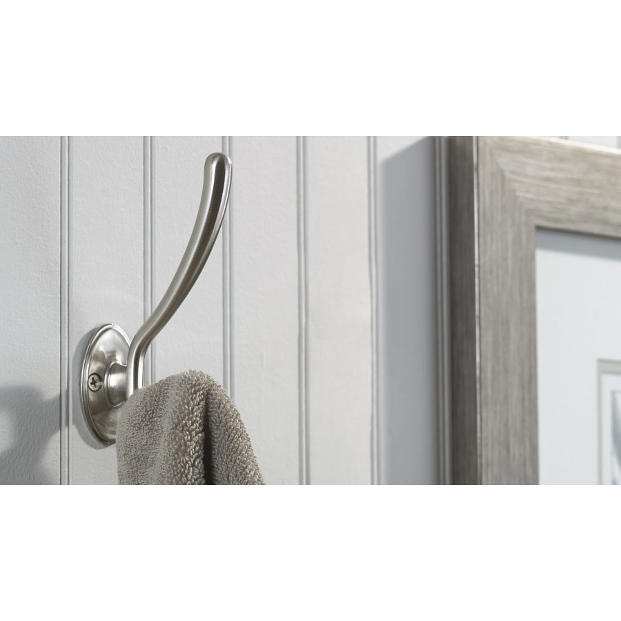 richelieu-rh1473021195-brushed-nickel-alternate-view-647 richelieu-rh1473021195-brushed-nickel-alternate-view-647