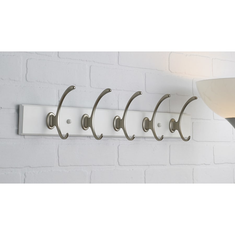 richelieu-t0010210195-white-brushed-nickel-alternate-view-795 richelieu-t0010210195-white-brushed-nickel-alternate-view-795