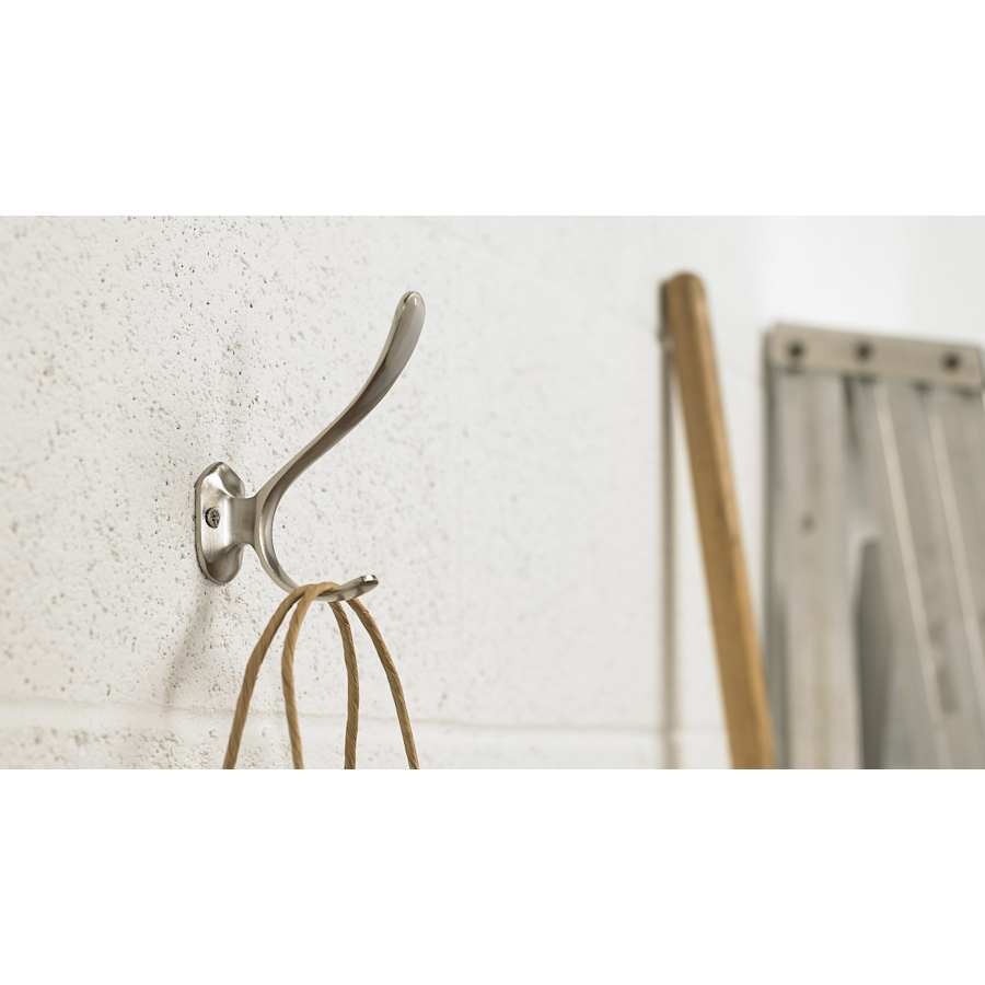 richelieu-t6210195-brushed-nickel-alternate-view-984