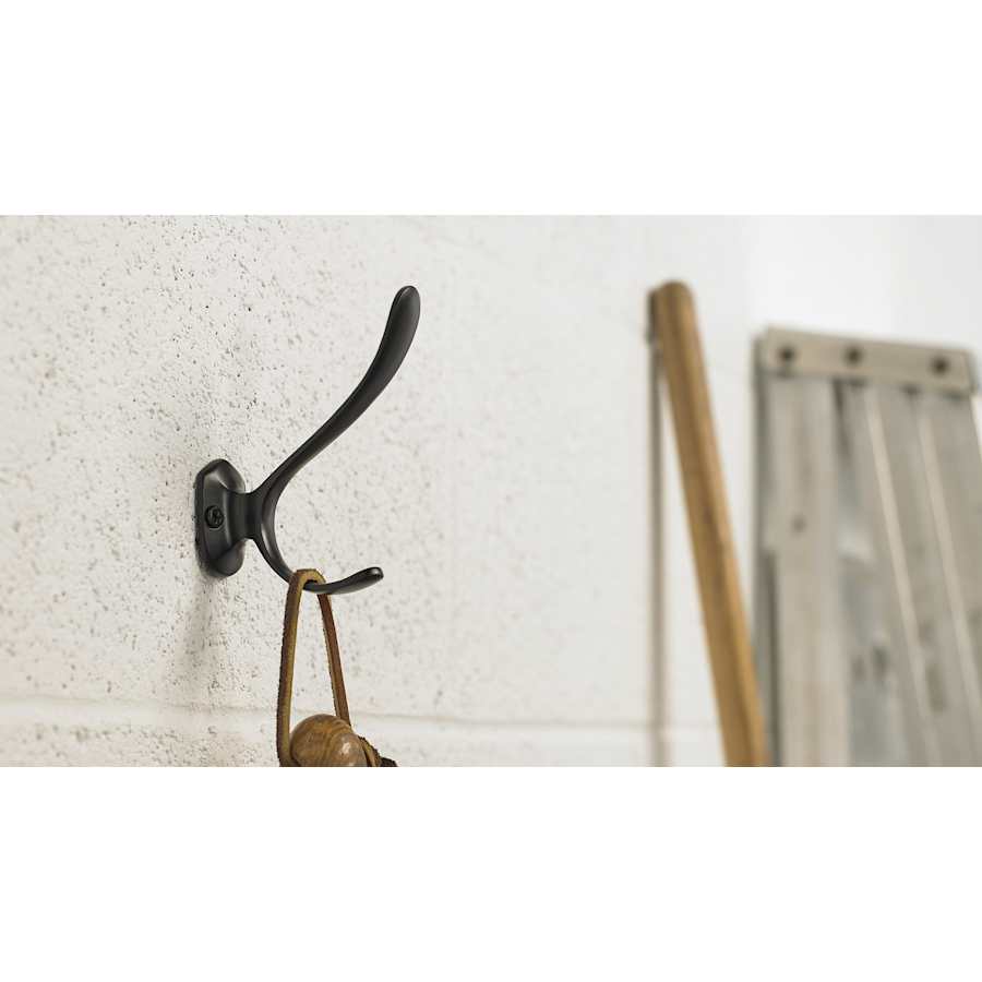 richelieu-t6210900-matte-black-alternate-view-987