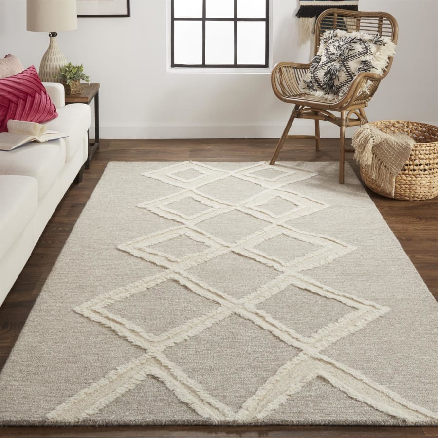Roseto Trellis 4' x 6' Cotton and Wool Hand Tufted Abstract Farmhouse Area Rug From the Dianne Collection Brown
