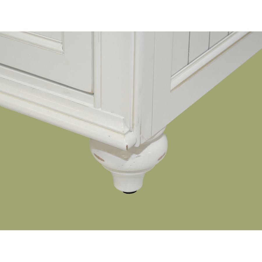 crfootandmoldingdetail crfootandmoldingdetail