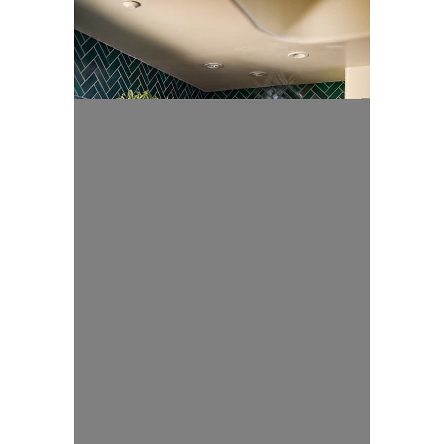 schaub-and-company-540-25pack-menlo-park-kitchen-32