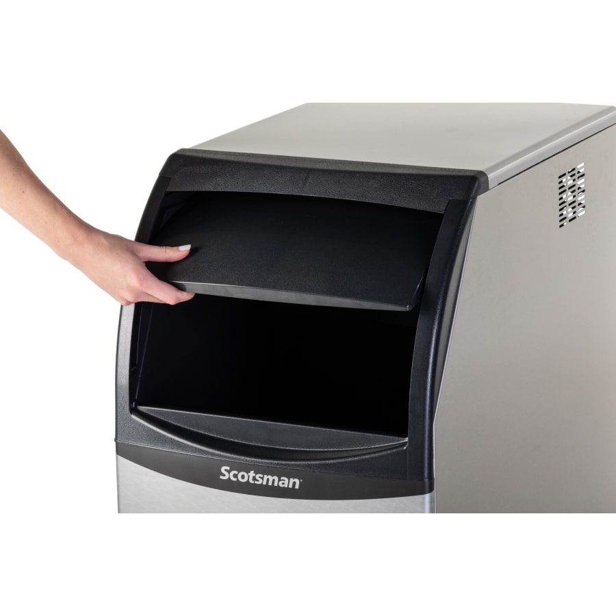 15inuf_un_slidingdoor_angled_2 15inuf_un_slidingdoor_angled_2