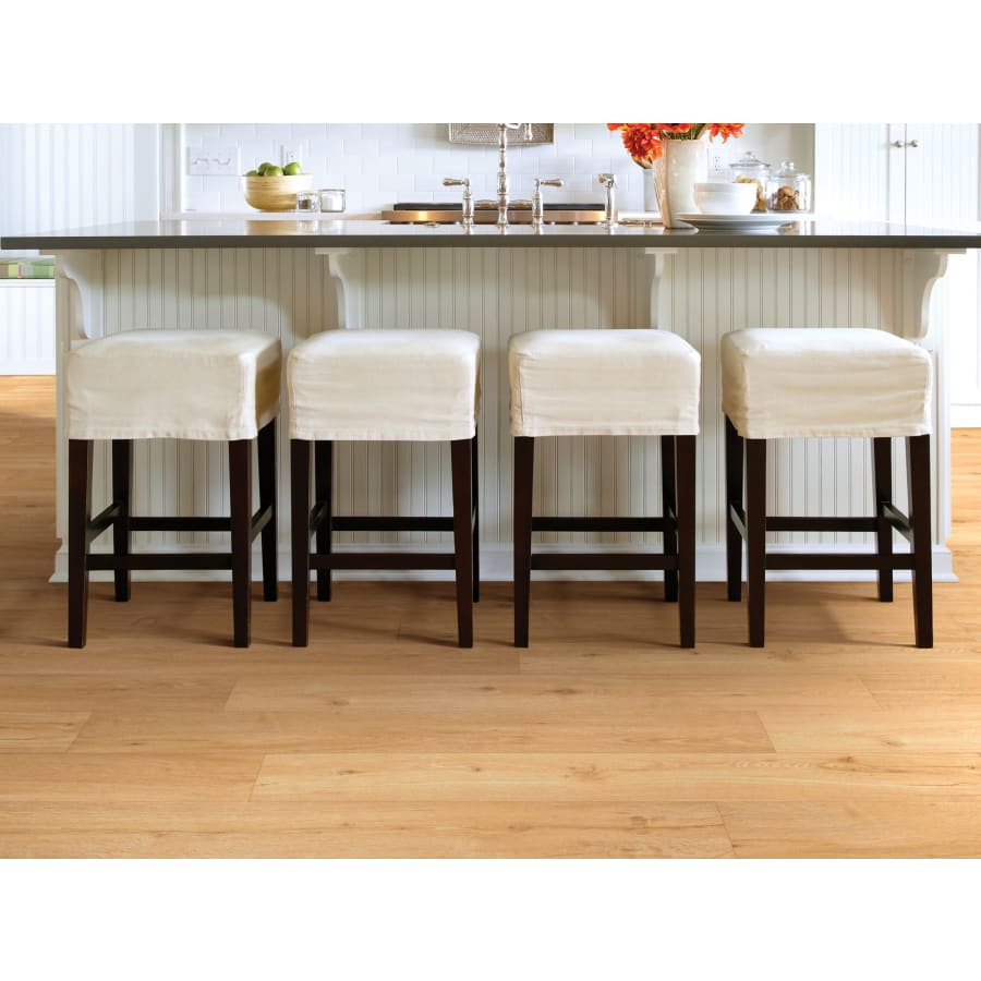 shaw-0318v-lifestyle-429 shaw-0318v-lifestyle-429