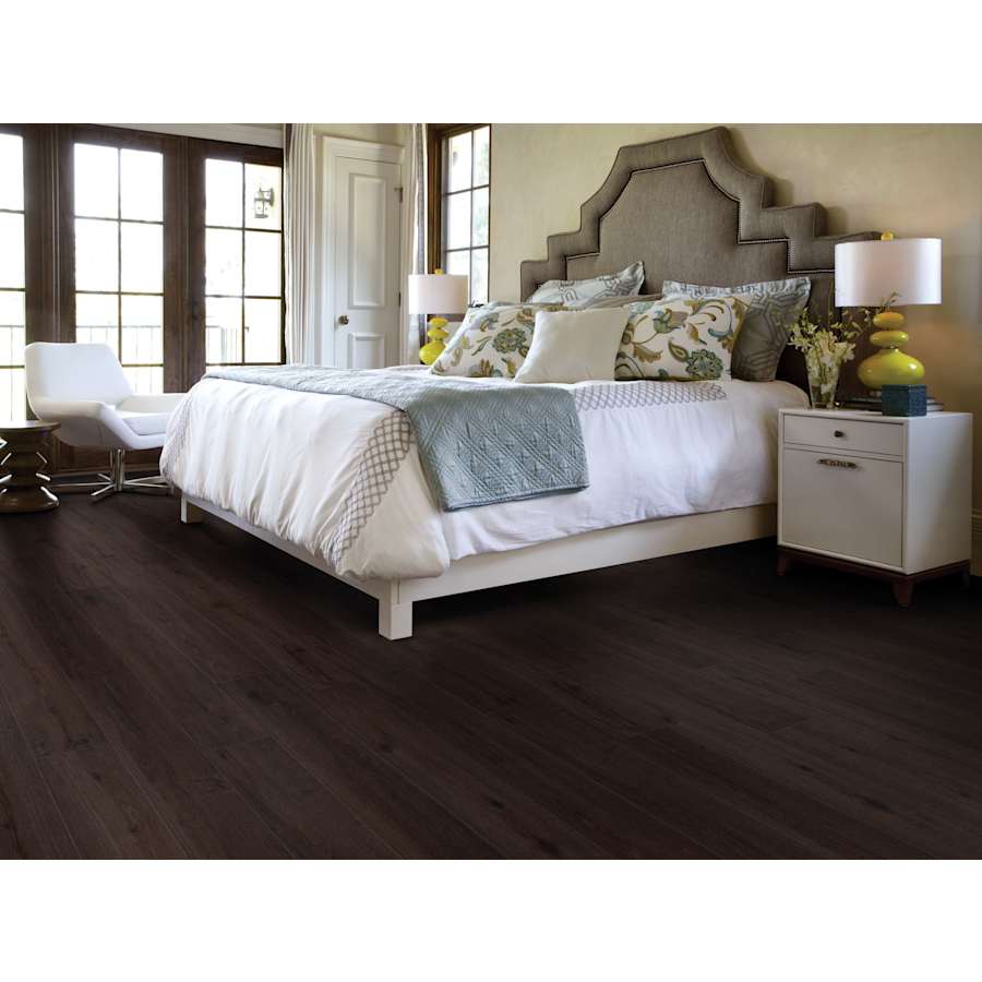 shaw-0318v-lifestyle-437