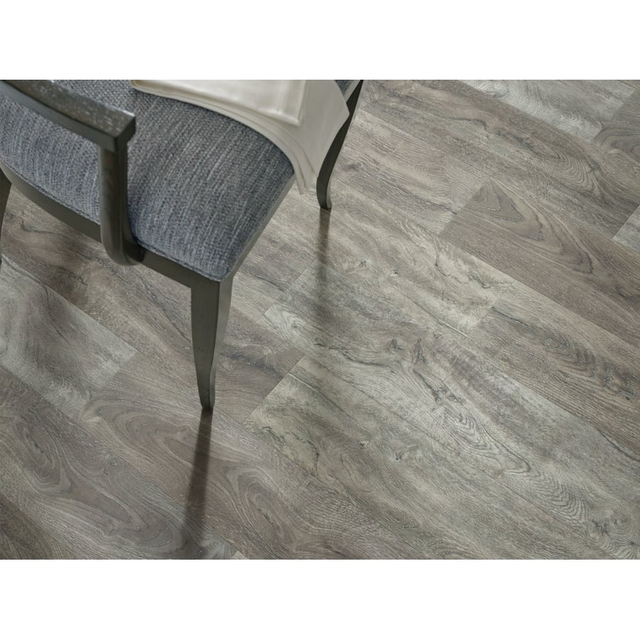 shaw-2001v-lifestyle-20 shaw-2001v-lifestyle-20