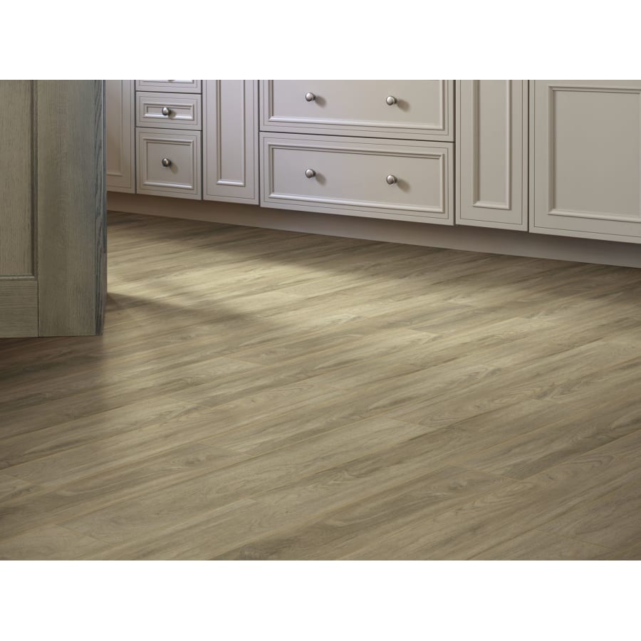 shaw-2001v-lifestyle-22 shaw-2001v-lifestyle-22