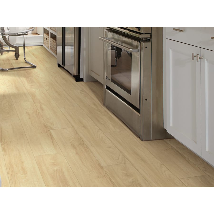 shaw-2001v-lifestyle-6 shaw-2001v-lifestyle-6