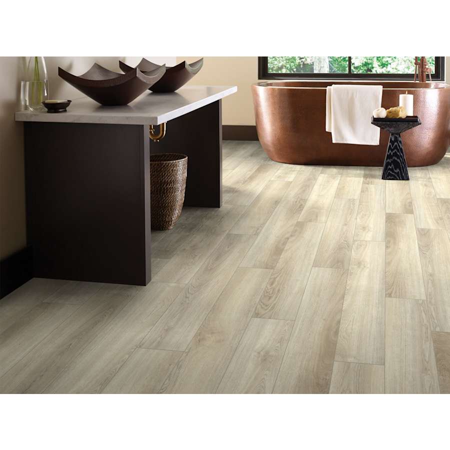 shaw-2045v-lifestyle-108