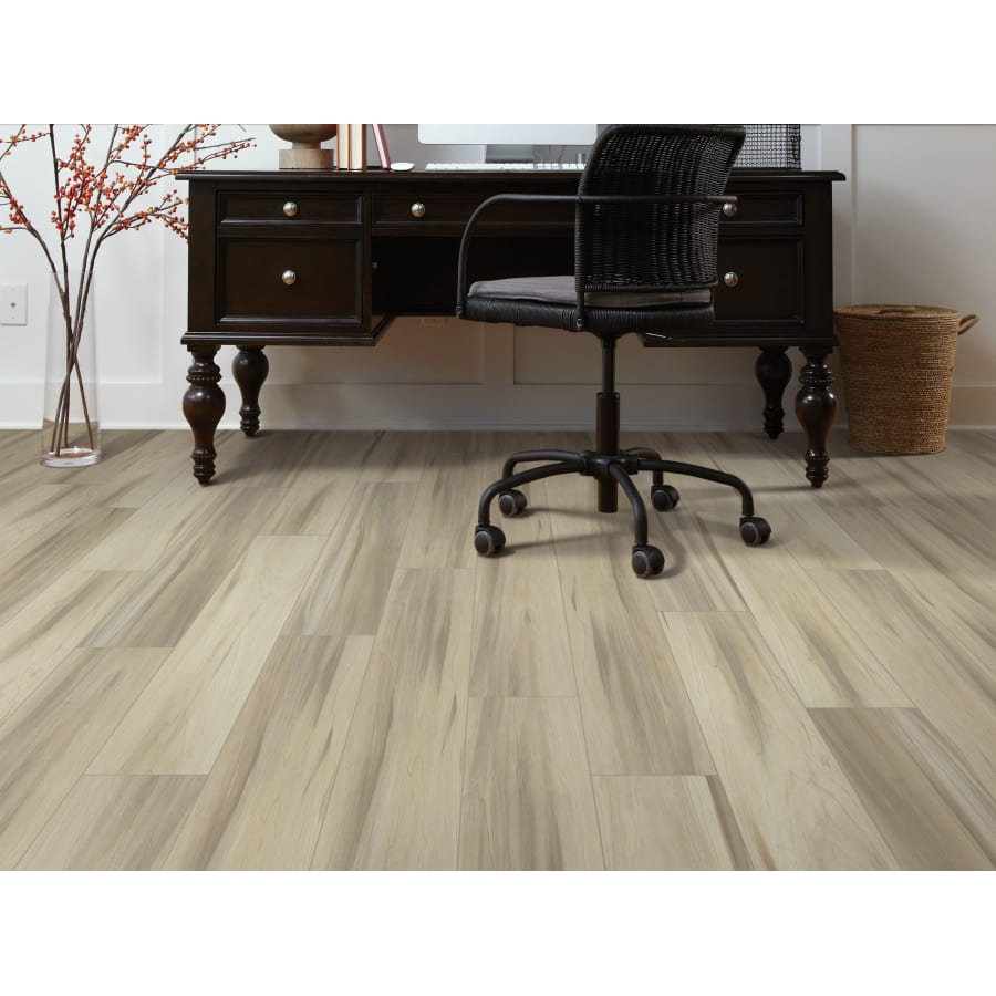 shaw-2045v-lifestyle-109 shaw-2045v-lifestyle-109