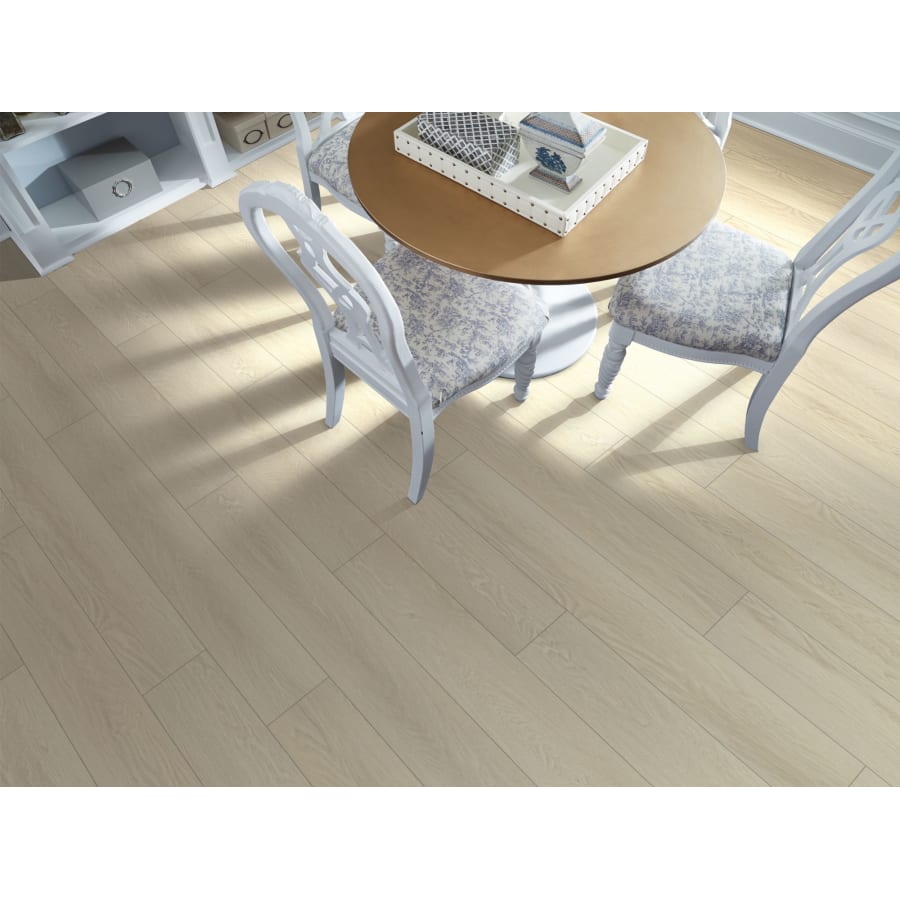 shaw-2045v-lifestyle-113 shaw-2045v-lifestyle-113