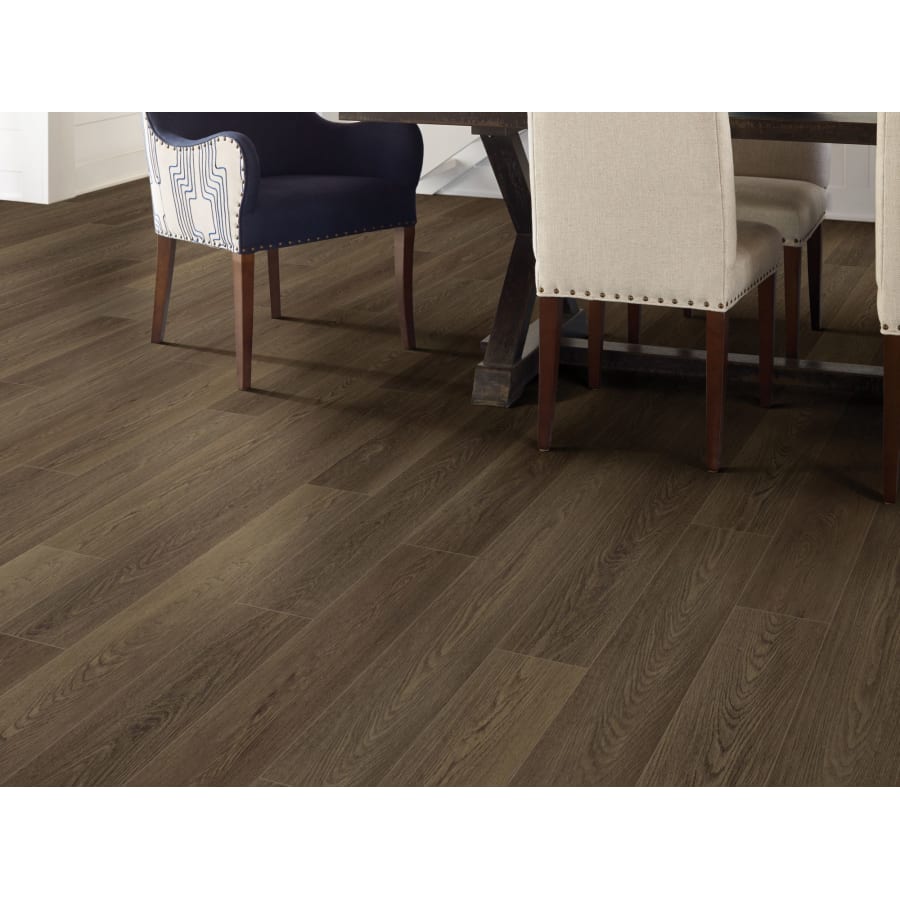 shaw-2045v-lifestyle-117 shaw-2045v-lifestyle-117