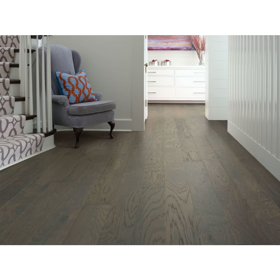 shaw-sw712-lifestyle-600 shaw-sw712-lifestyle-600