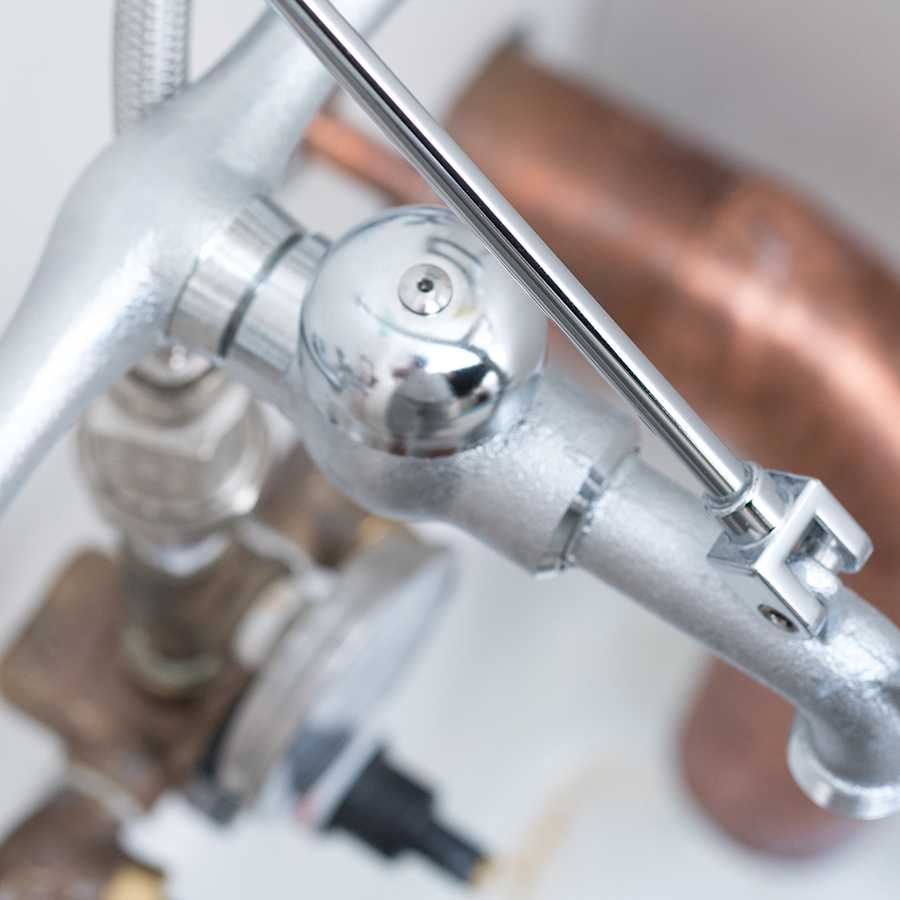 speakman-sc-5812-top-down-view-130